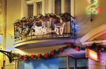 Balkon dekorieren: Weihnachtsdeko-Trends