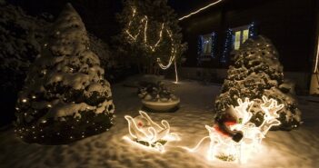 Garten weihnachtlich dekorieren