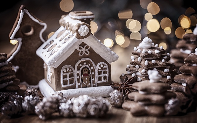 Mit dem Gestalten von Weihnachtsdeko aus Salzteig ist schnell ein regnerischer Samstag in der Vorweihnachtszeit gefüllt und das Kinderzimmer erstrahlt in einem weihnachtlichen Glanz! (#03)