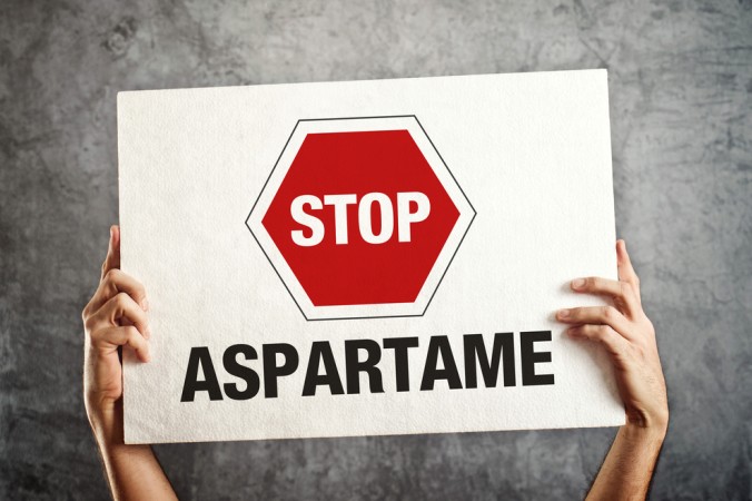 Richtige Freude in Bezug auf Aspartam verspüren die Verschwörungstheoretiker: Denn wer ist beispielsweise für den schlechten Ruf von Aspartam verantwortlich? (#4)