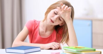 Kopfschmerzen bei Kindern: Ursachen und Behandlungsmöglichkeiten