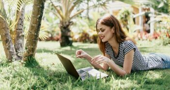 Garten als Lernort gestalten:  So machen Online-Weiterbildungen Spaß ( Foto: Shutterstock-ViChizh)