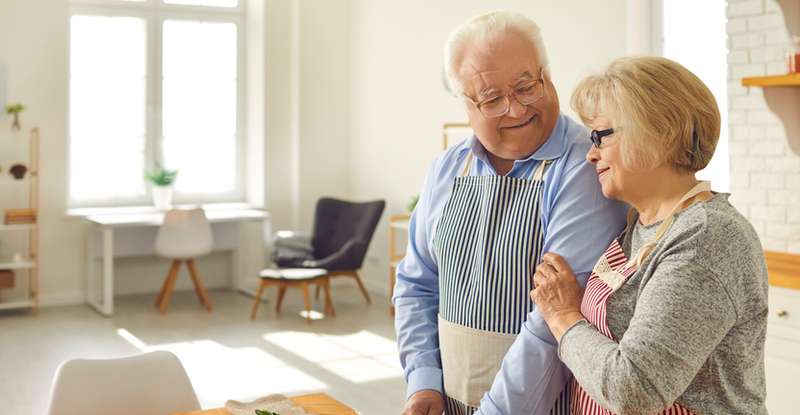 Die Miete ist ein Kostenfaktor, der spätestens bei Erreichen des Rentenalters zu einem Problem werden kann. ( Foto: Shutterstock-Studio Romantic )